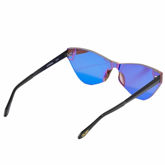 QUAY Catwalk Sunglasses Coral Pink Mirror Lenses - Picture 7 of 9